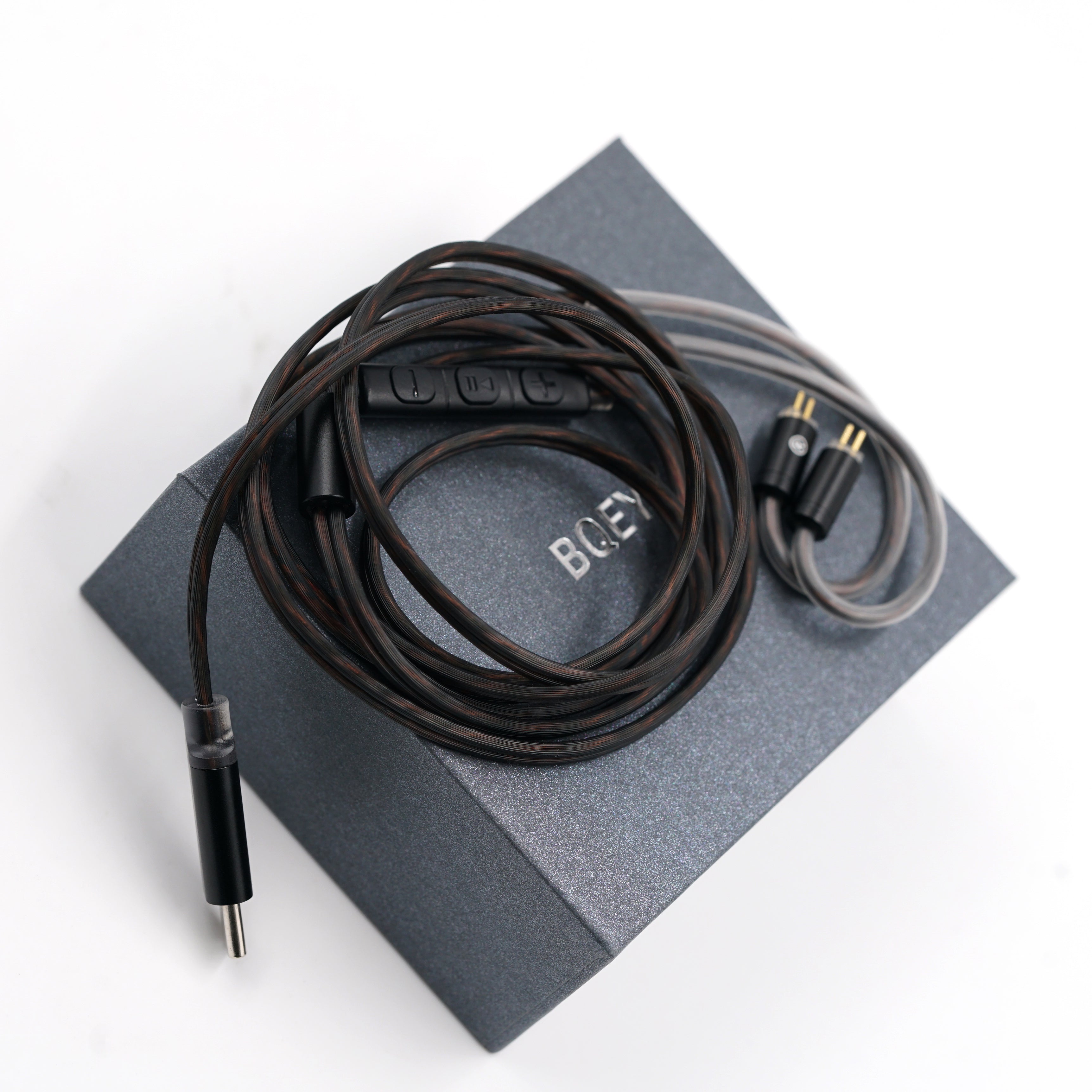 BQEYZ Gray Braided HiFi IEM Earphone Cable - Organized Storage Design