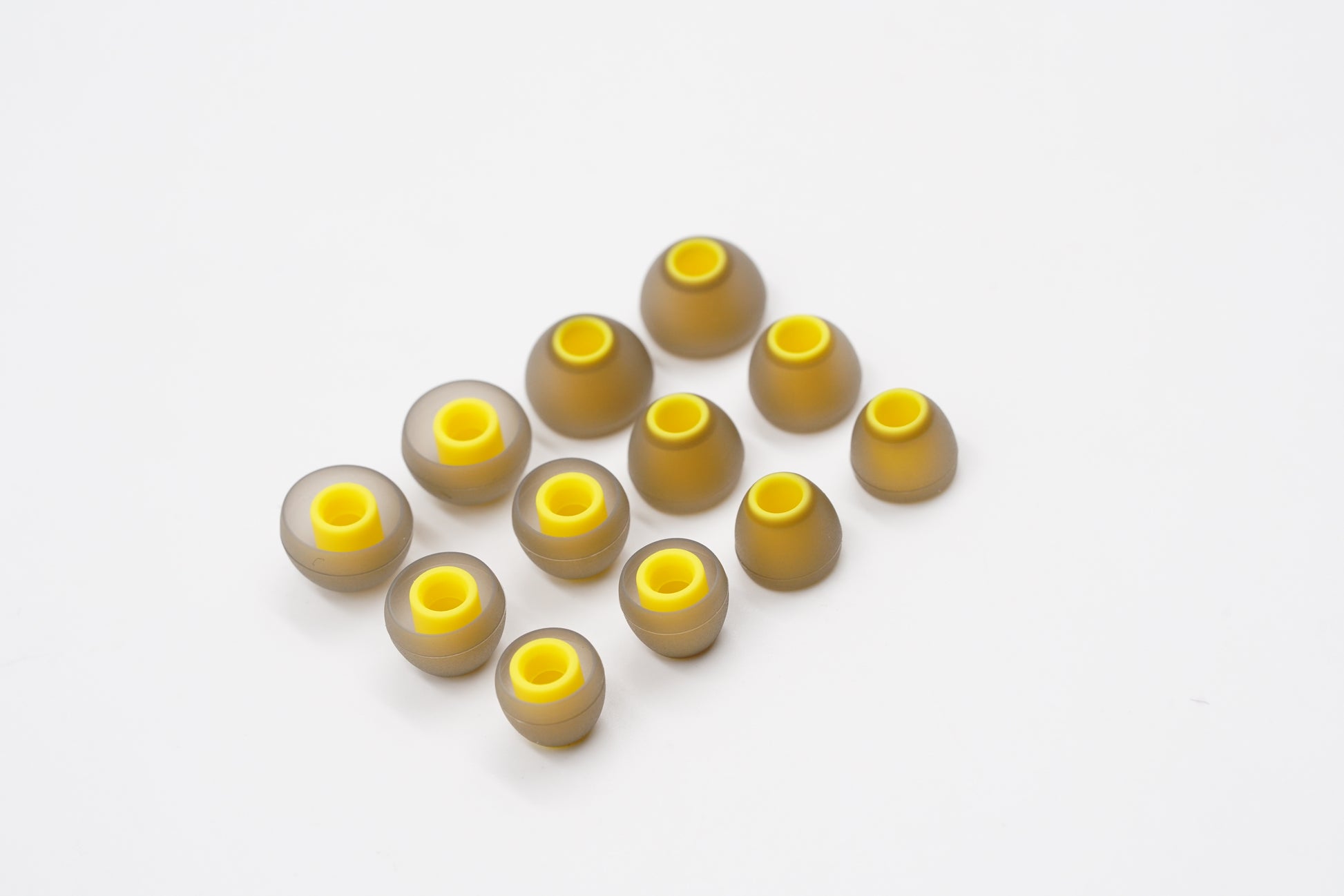 BQEYZ Yellow-Brown Silicone Ear Tips for HiFi IEM Earphones - Comprehensive Set for Long-Term Use